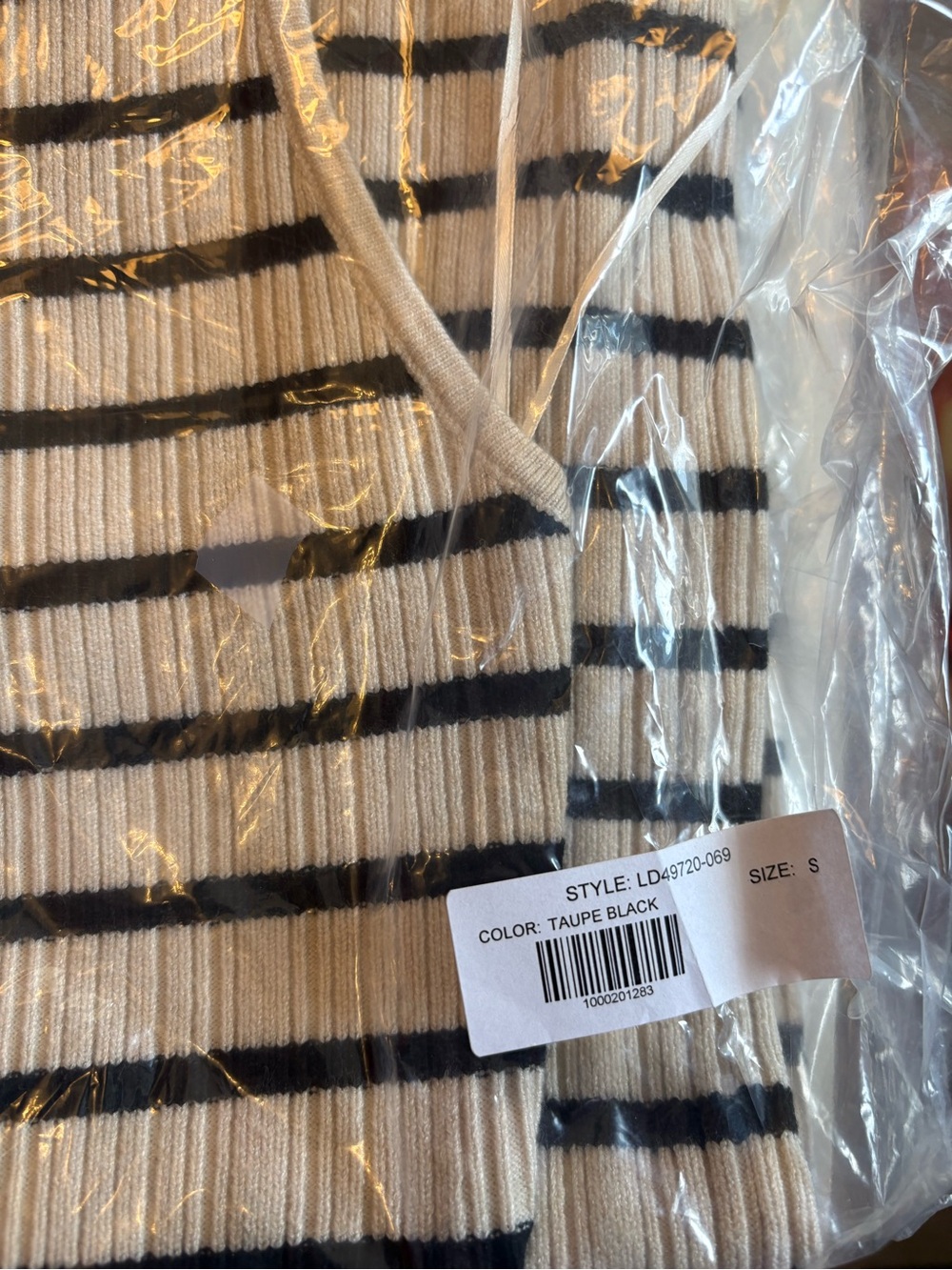 THE IZIE STRIPED MAXI DRESS - Picture 10 of 12